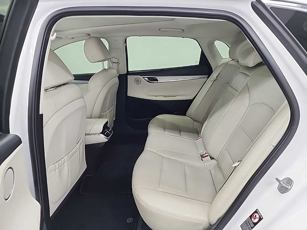 HYUNDAI Grandeur - Vista 12