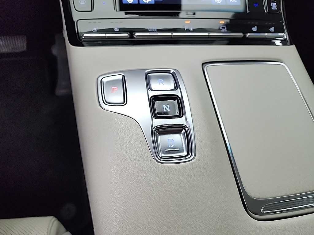 HYUNDAI Grandeur - Vista 8