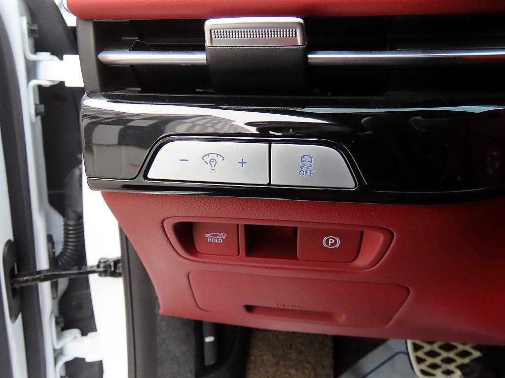 Genesis G80 2025 Blanco - Importación desde Corea - HF Imports Iquique - Foto 13