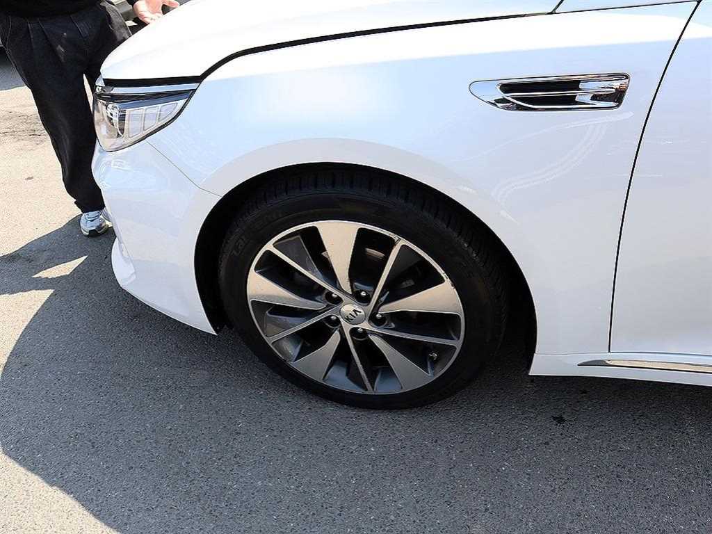 KIA K5 2016 Blanco - Importación desde Corea - HF Imports Iquique - Foto 17