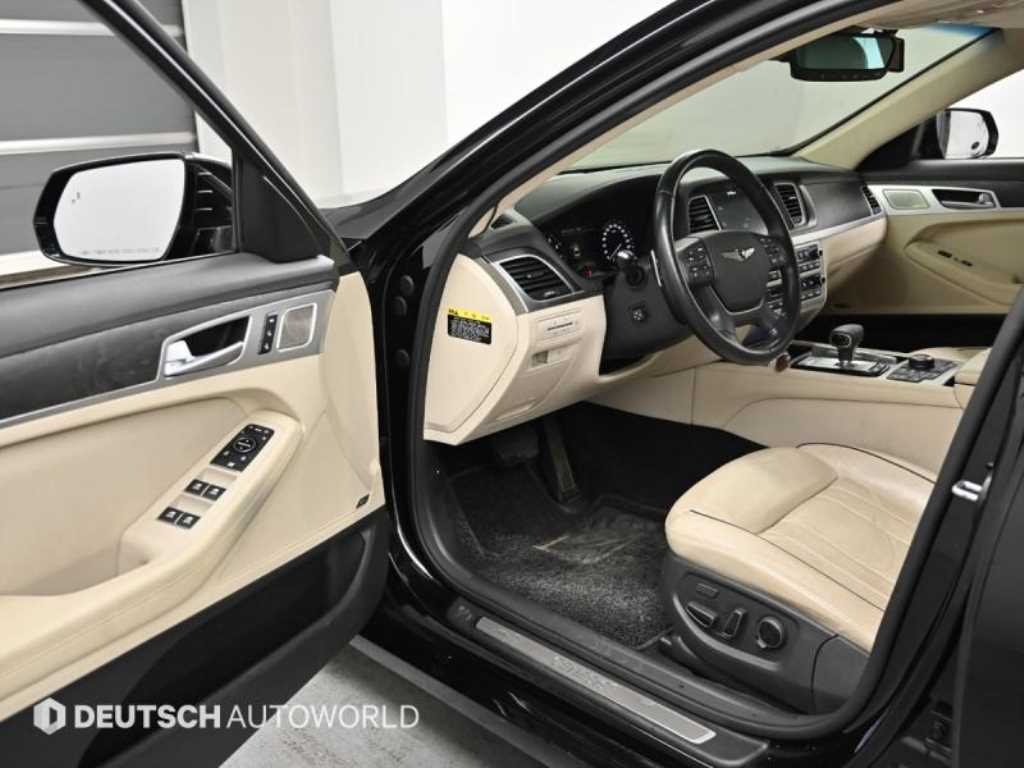 Genesis G80 - Vista 10