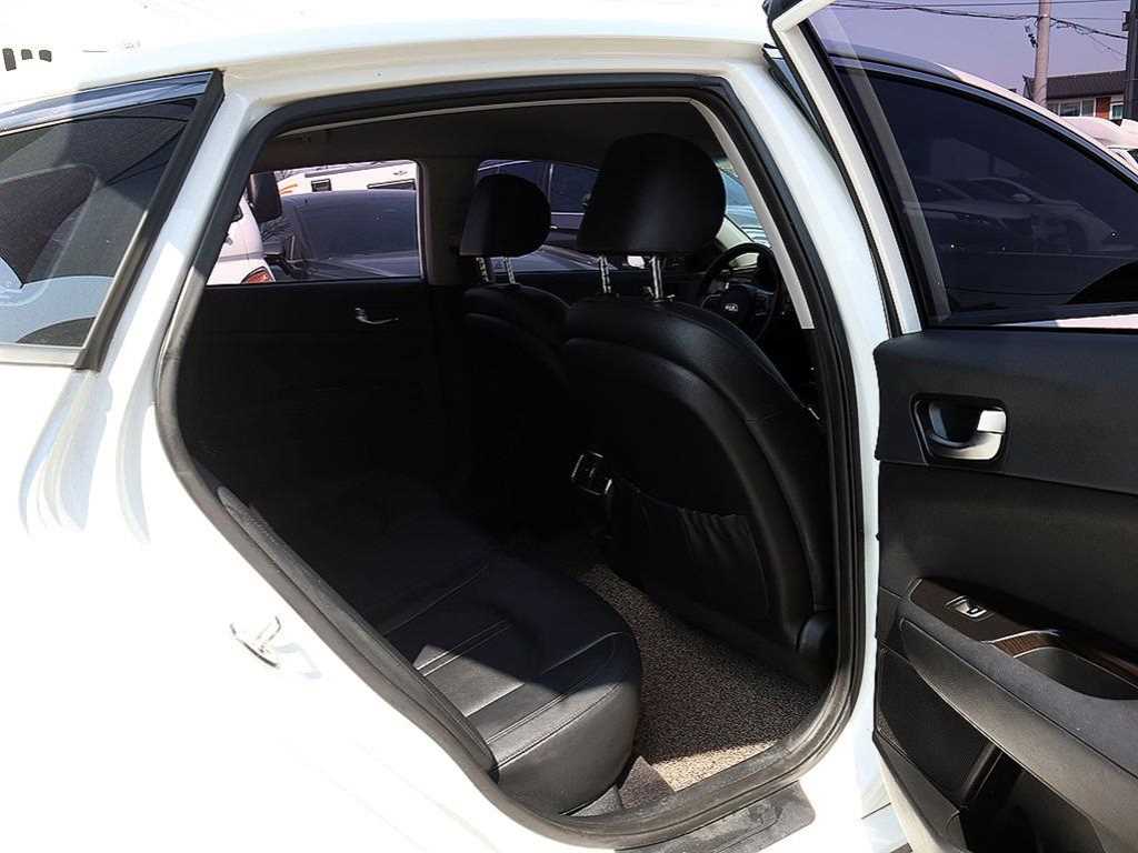 KIA K5 2016 Blanco - Importación desde Corea - HF Imports Iquique - Foto 14