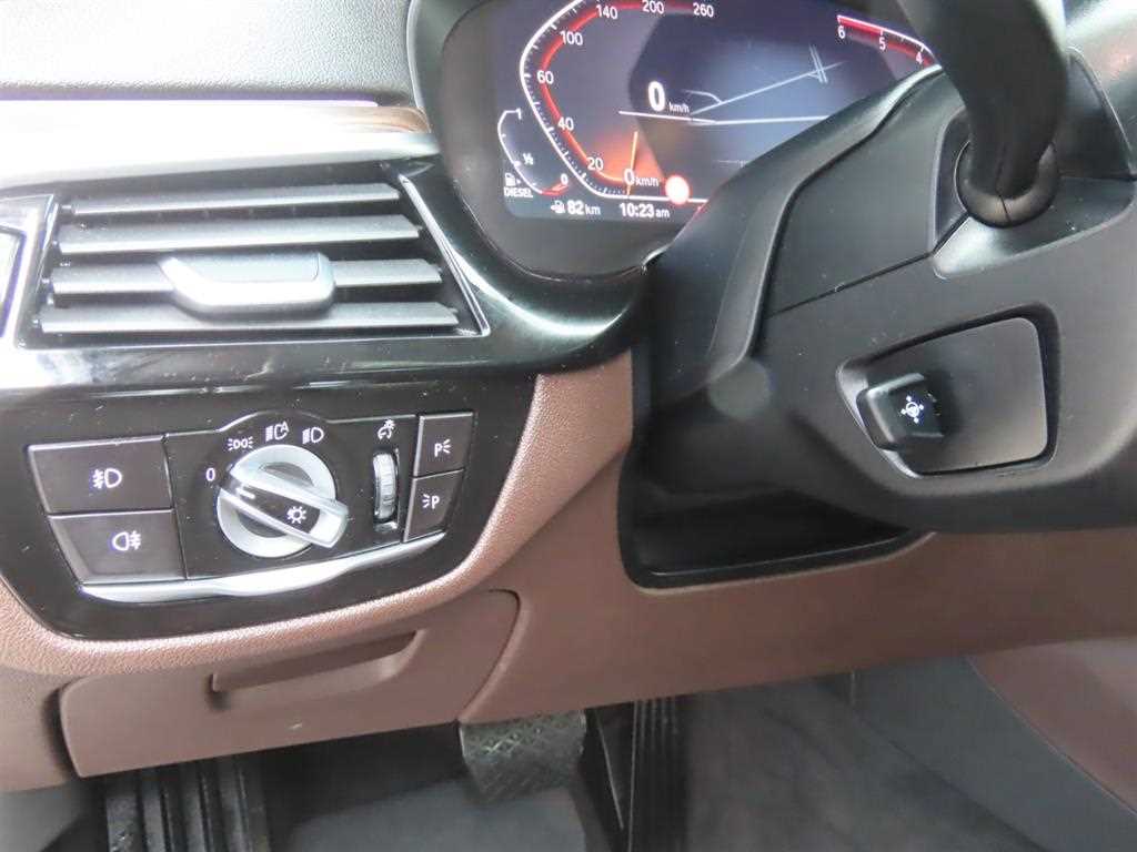 BMW 5 Series 2020 Azul - Importación desde Corea - HF Imports Iquique - Foto 15