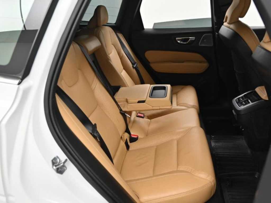 Volvo XC60 - Vista 12