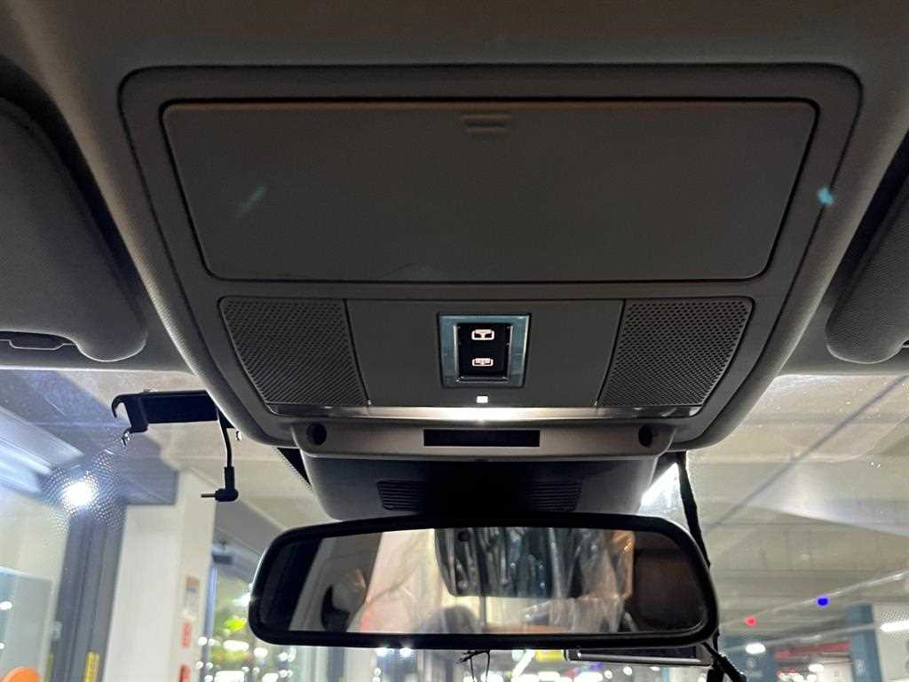 Land Rover Range Rover Bike - Vista 9