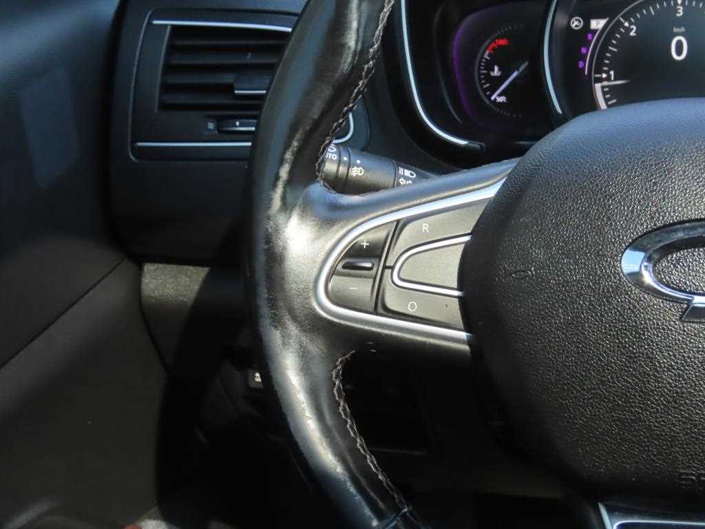 SAMSUNG QM6 - Vista 11