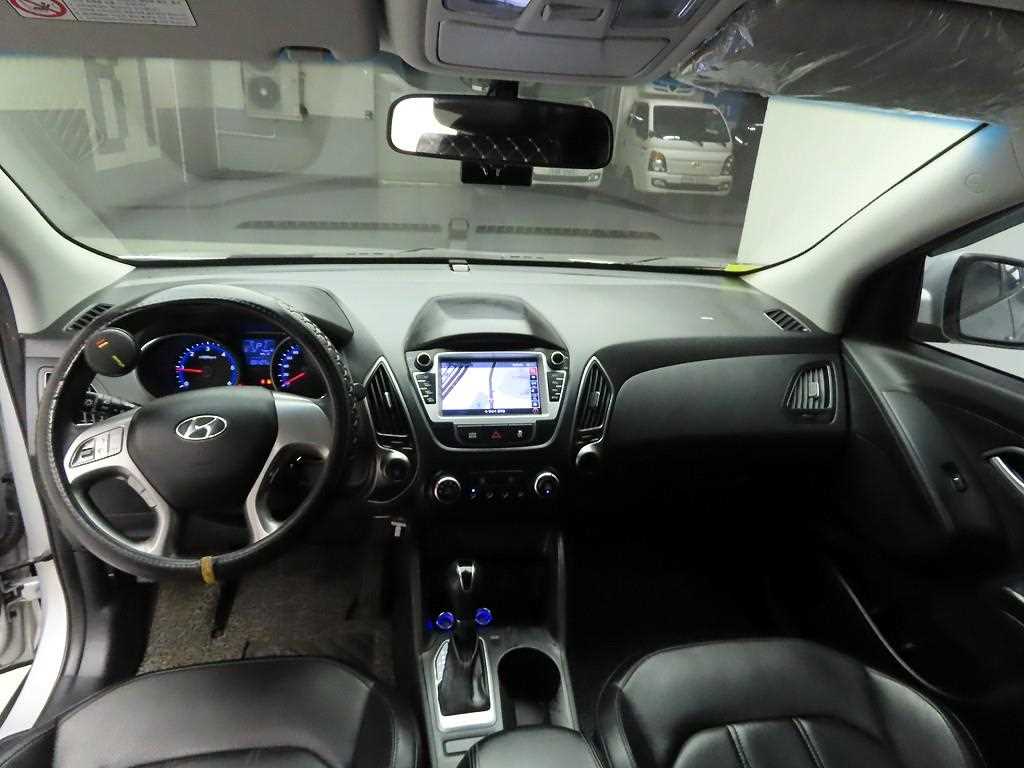 HYUNDAI Tucson - Vista 7