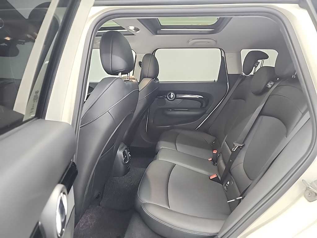 Mini Clubman - Vista 12