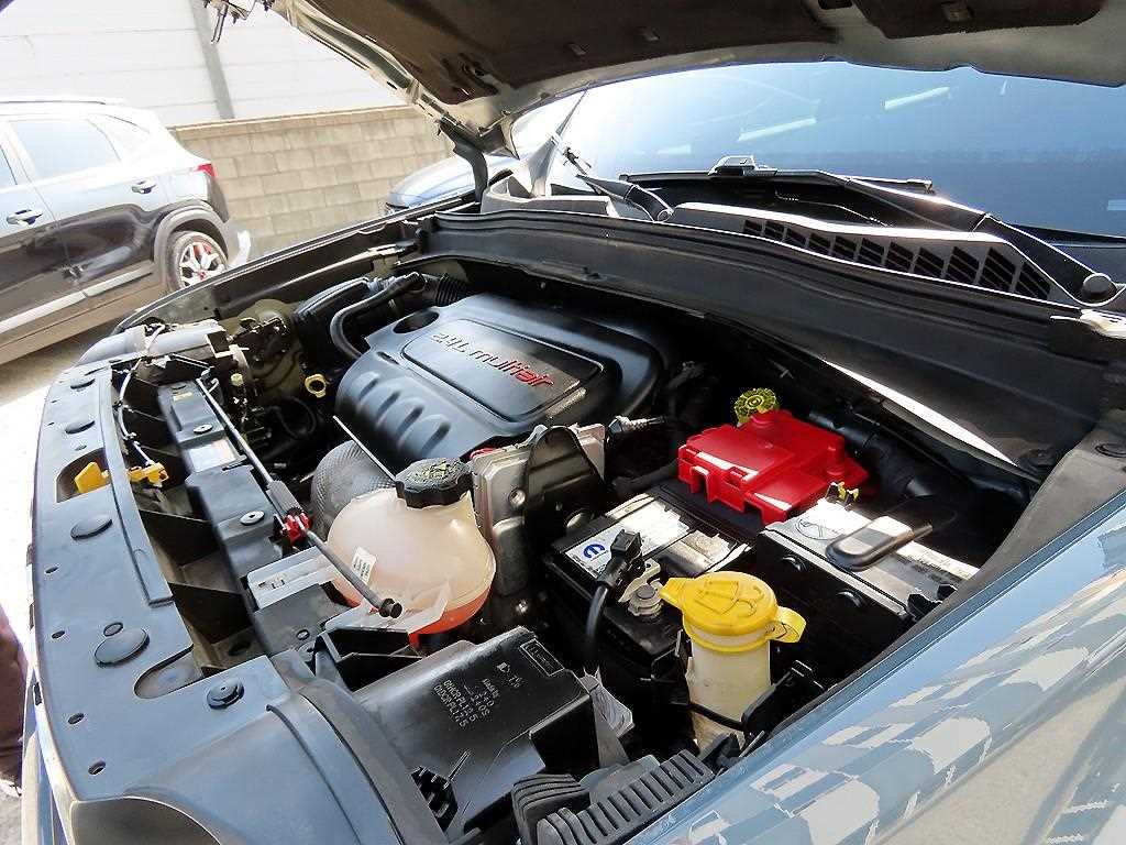 Jeep Renegade 2018 Gris - Importación desde Corea - HF Imports Iquique - Foto 19