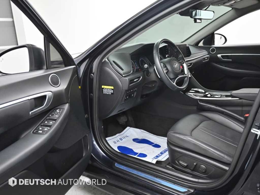 HYUNDAI Sonata - Vista 11