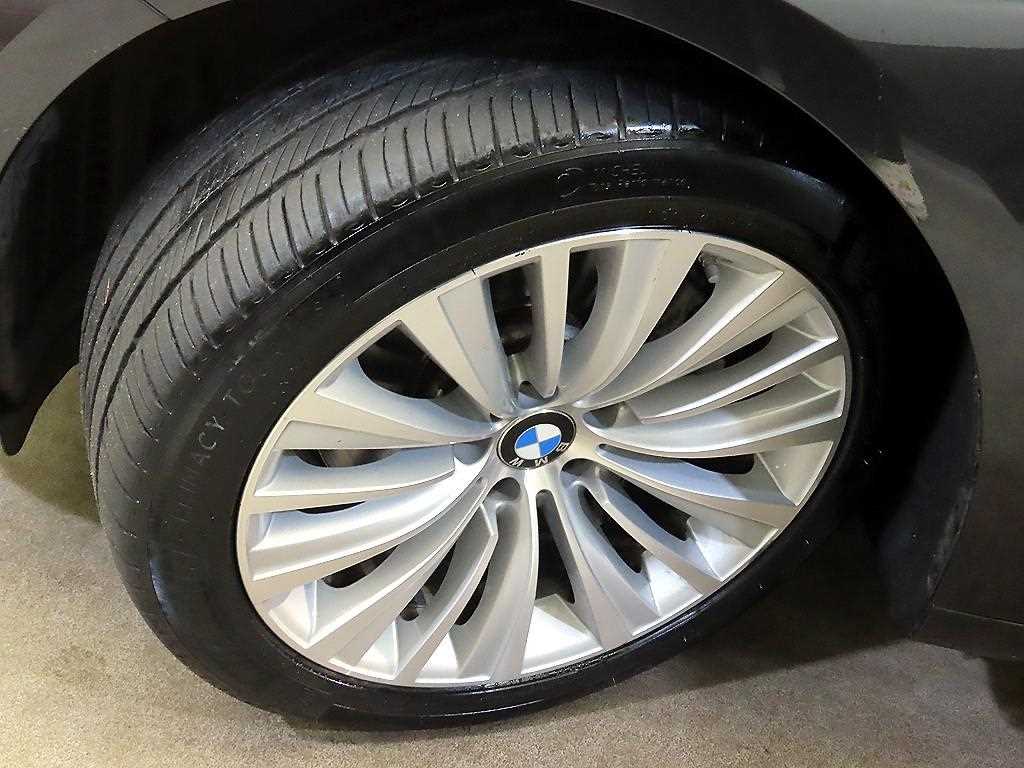 BMW Gran Turismo 2017 Negro - Importación desde Corea - HF Imports Iquique - Foto 20