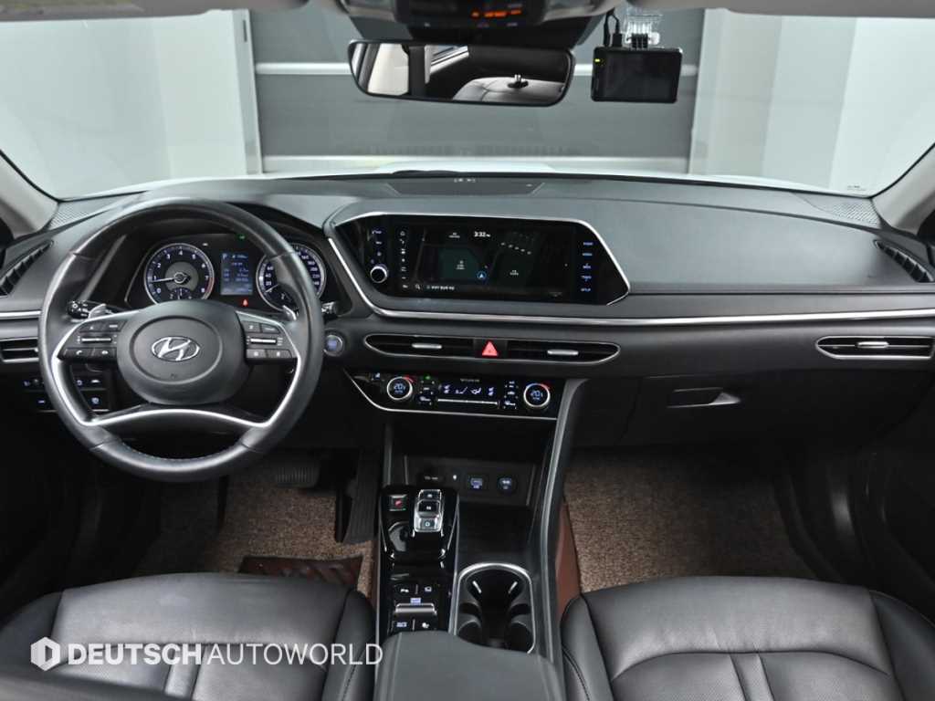 HYUNDAI Sonata - Vista 7