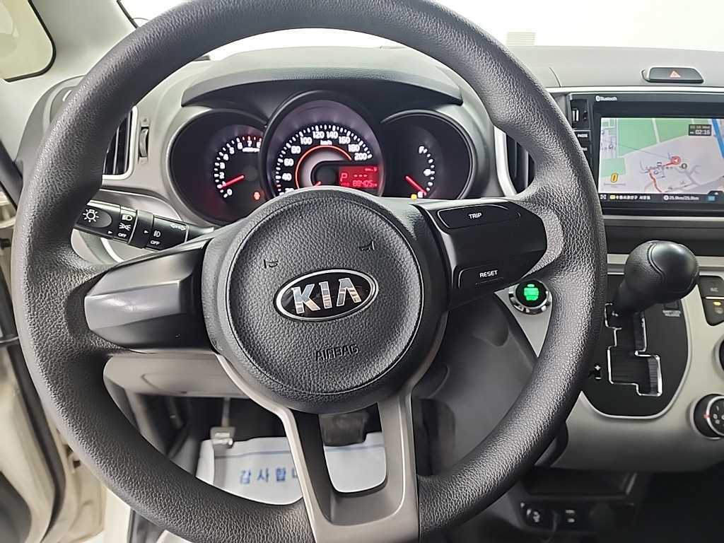 KIA Ray - Vista 9