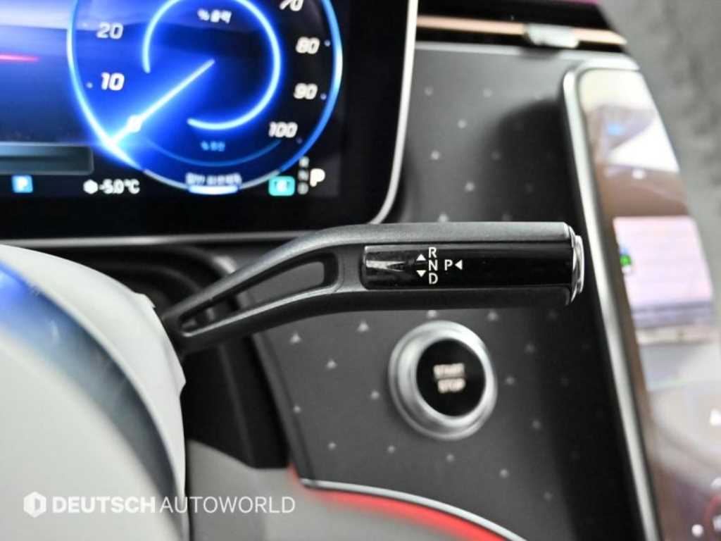 Mercedes Benz EQE - Vista 8