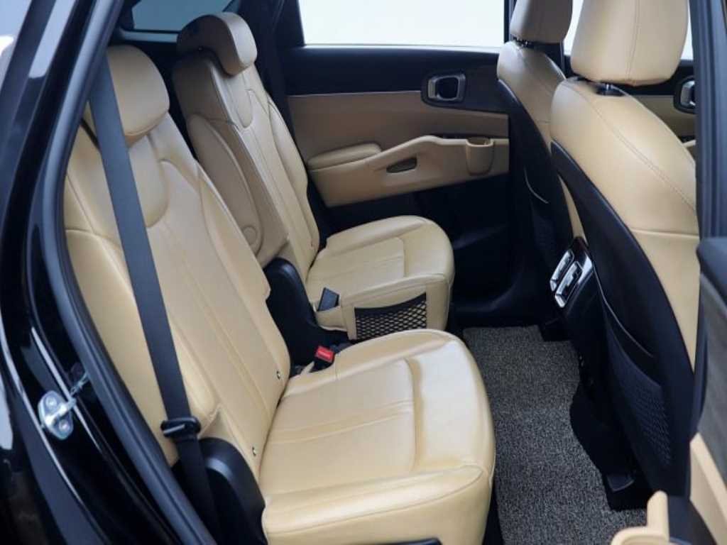 KIA Sorento - Vista 10