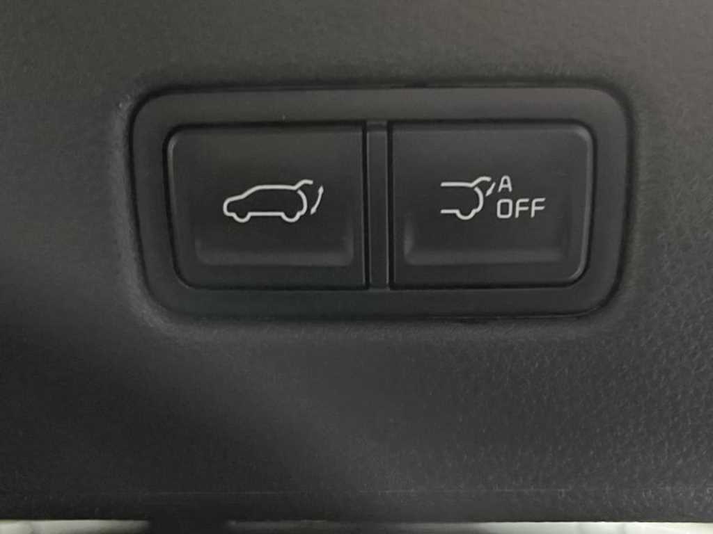 KIA Carnival - Vista 7