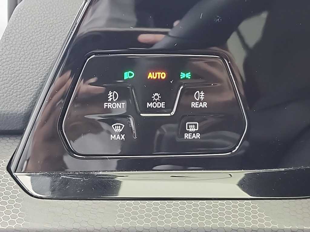 Volkswagen Golf 2024 Blanco - Importación desde Corea - HF Imports Iquique - Foto 17