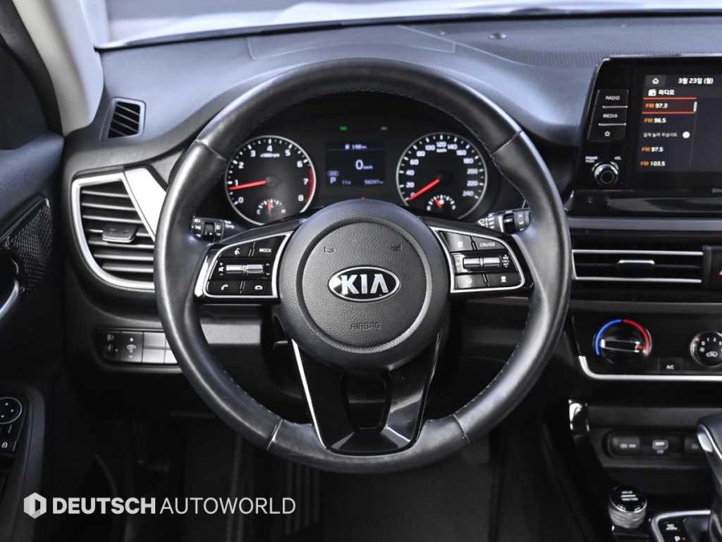 KIA Seltos 2020 Blanco - Importación desde Corea - HF Imports Iquique - Foto 13