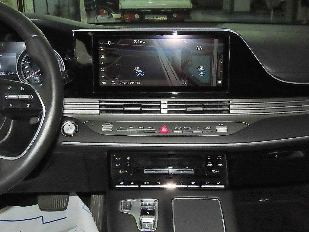 HYUNDAI Grandeur - Vista 11