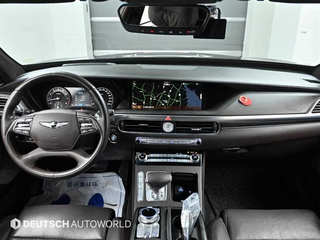 Genesis G90 - Vista 7