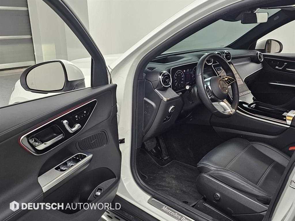 Mercedes Benz GLC Class - Vista 11