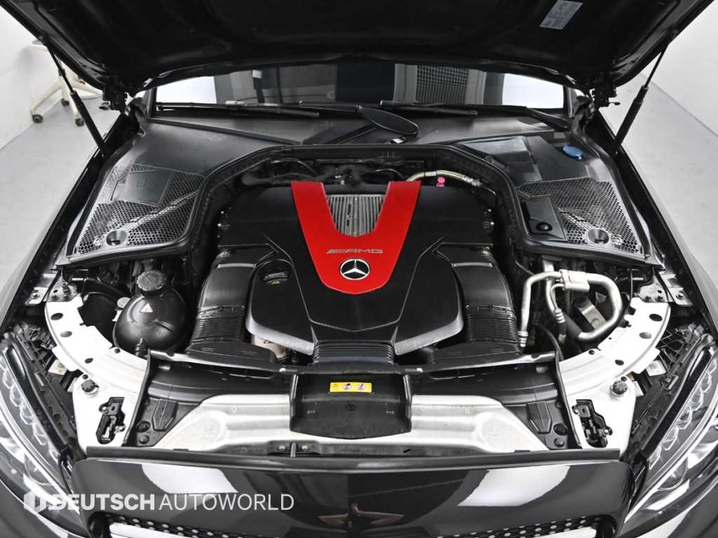 Mercedes Benz C Class - Vista 6