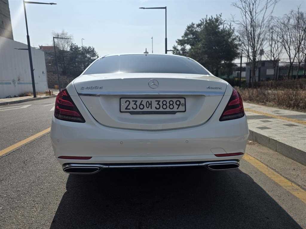 Mercedes Benz S Class - Vista 4