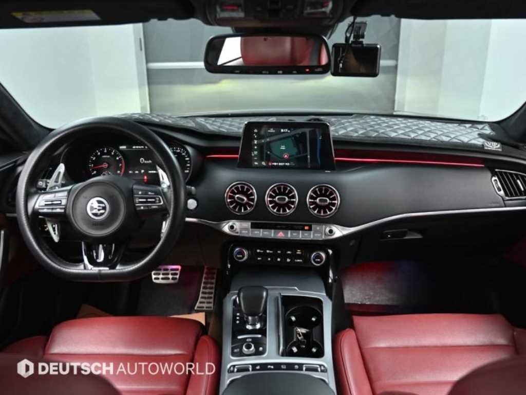 KIA Stinger - Vista 7