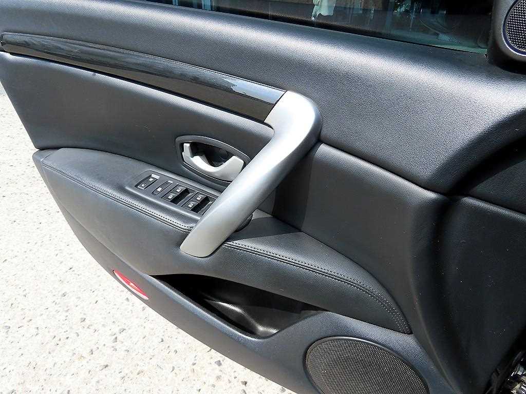 SAMSUNG SM7 - Vista 11