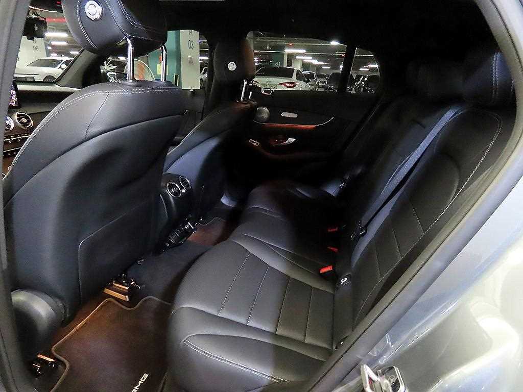 Mercedes Benz GLC Class - Vista 7