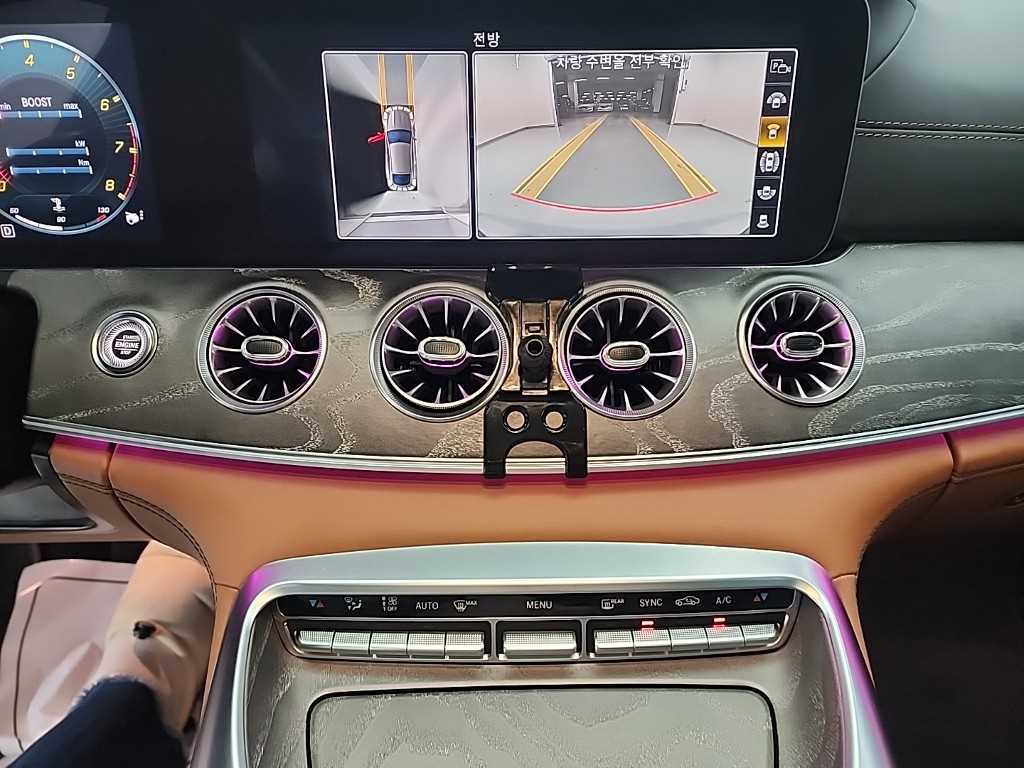 Mercedes Benz AMG GT - Vista 10