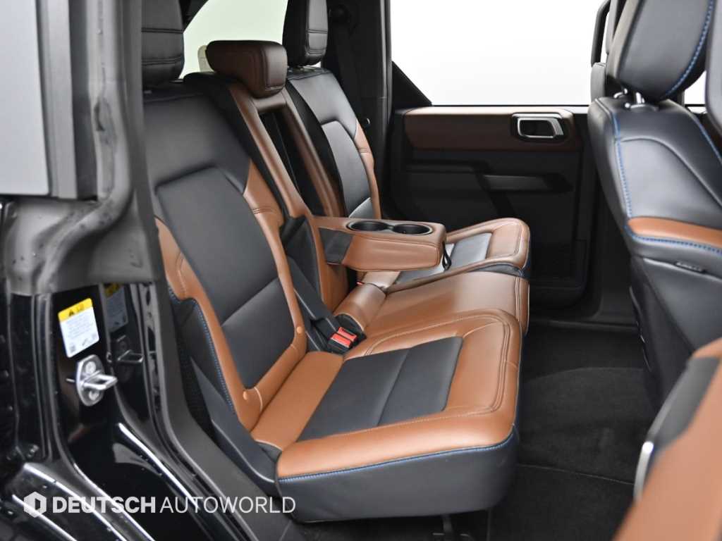 Ford Bronco - Vista 12