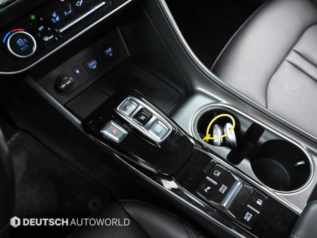 HYUNDAI Sonata - Vista 10