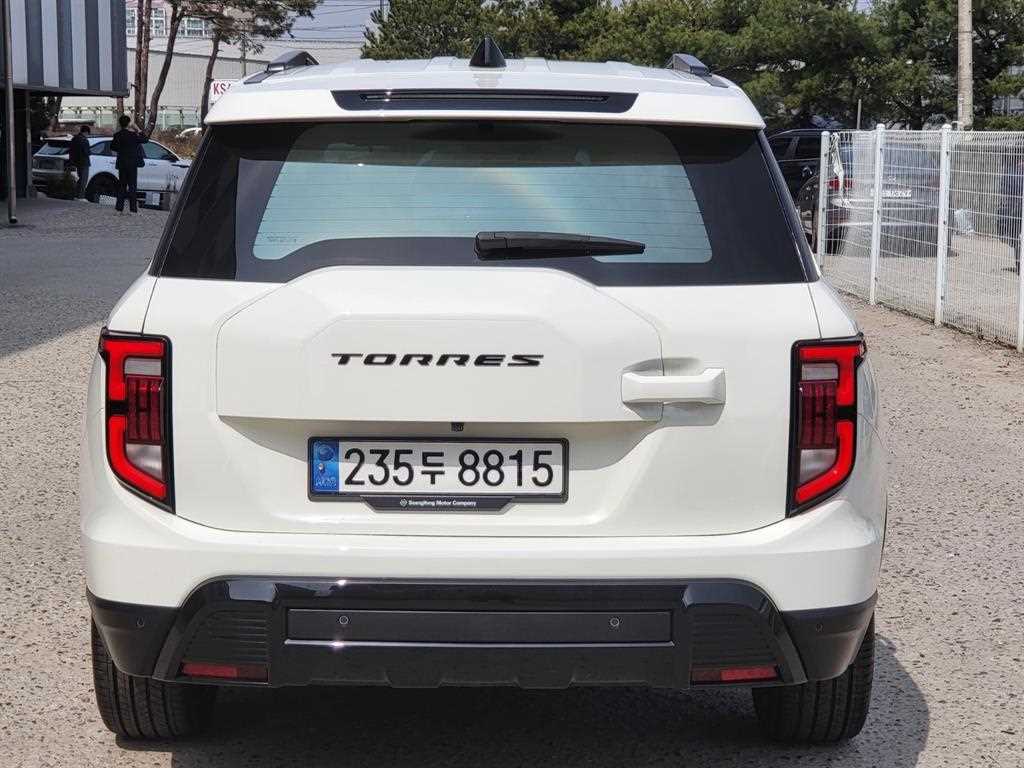 Ssangyong Torres - Vista 4