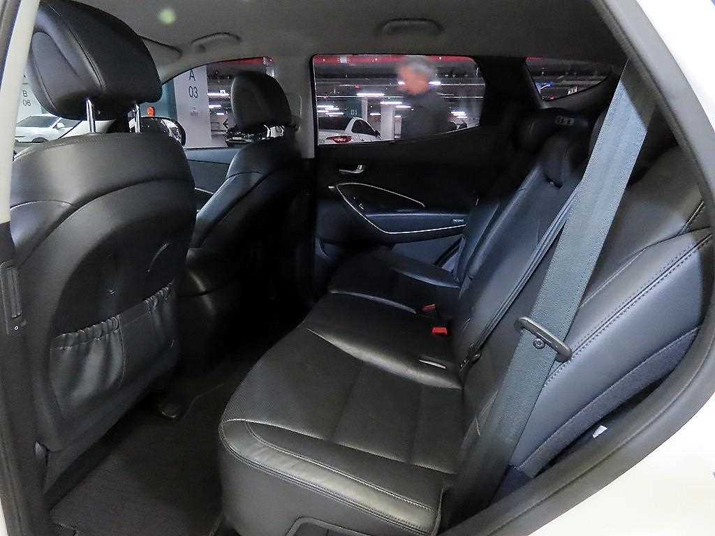 HYUNDAI Santa Fe - Vista 7