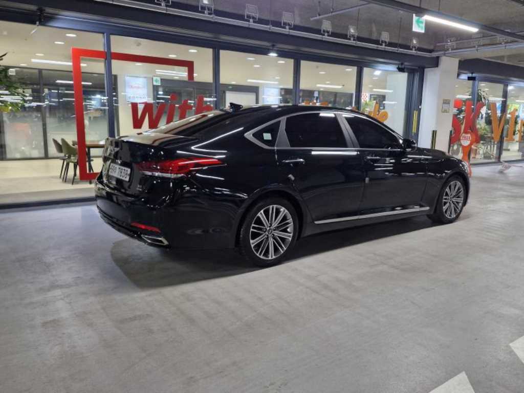 Genesis G80 - Vista 4