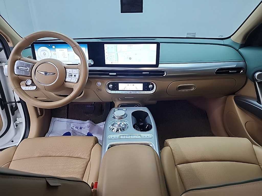 Genesis GV60 - Vista 7