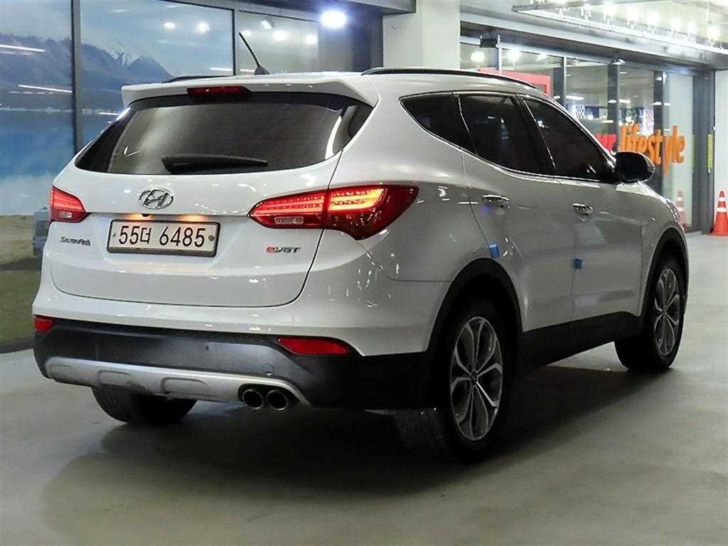 HYUNDAI Santa Fe - Vista 4
