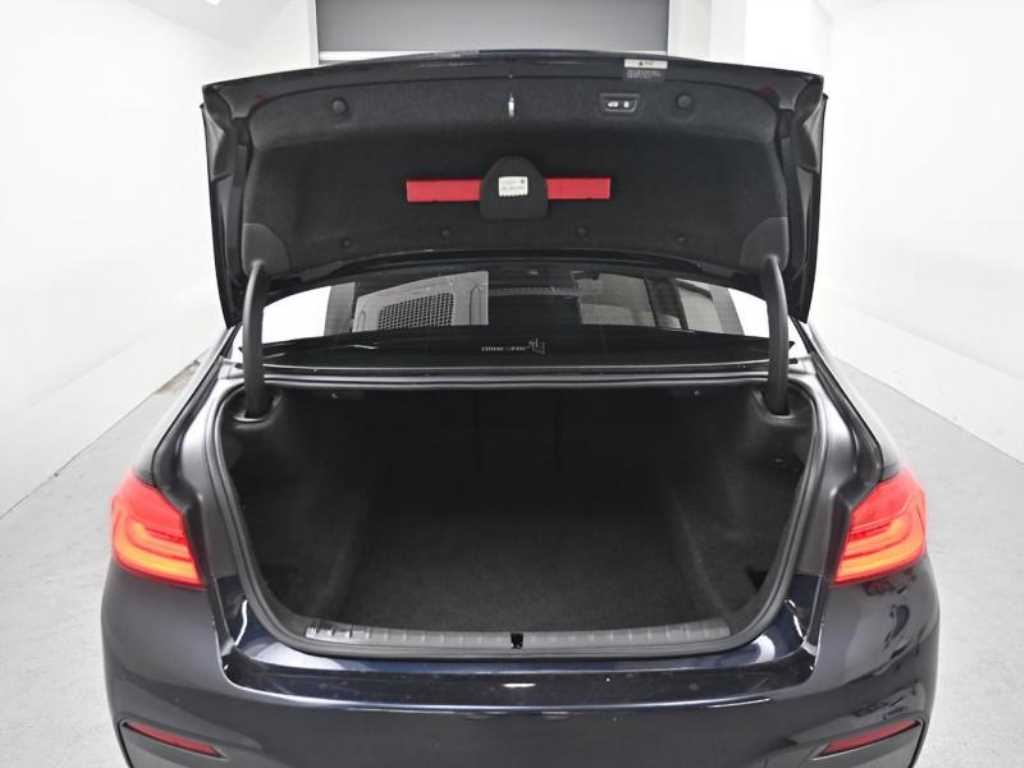 BMW 5 Series 2018 Negro - Importación desde Corea - HF Imports Iquique - Foto 20