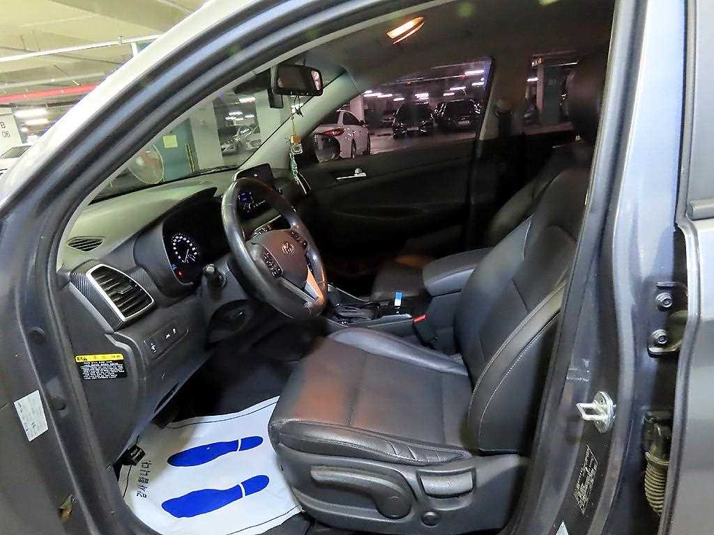 HYUNDAI Tucson - Vista 6