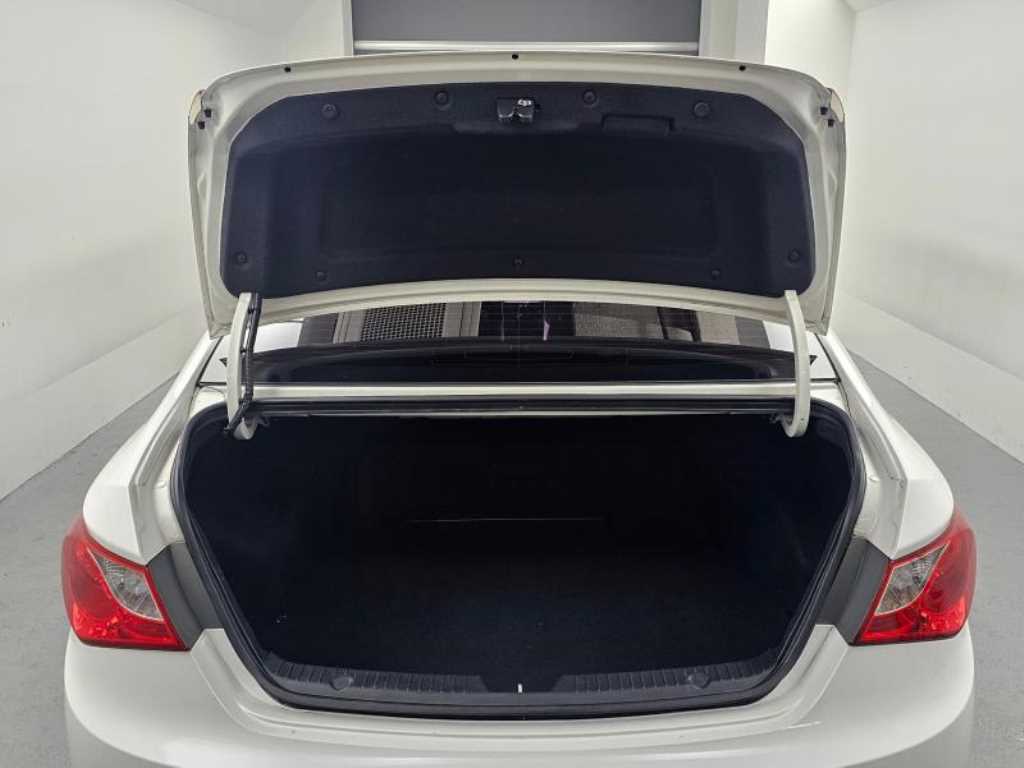 HYUNDAI Sonata 2011 - Importación desde Corea - HF Imports Iquique - Foto 19