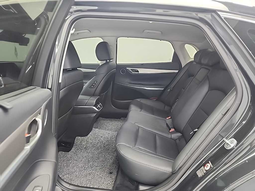 HYUNDAI Grandeur - Vista 12