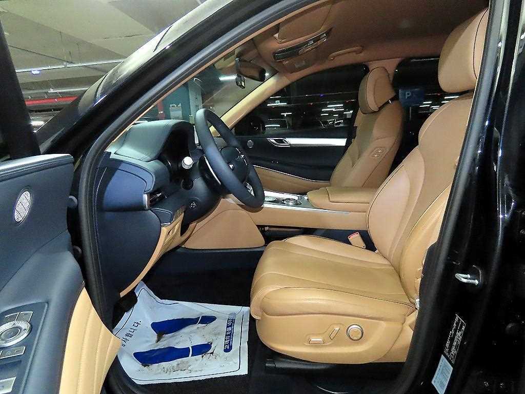 Genesis GV80 - Vista 6