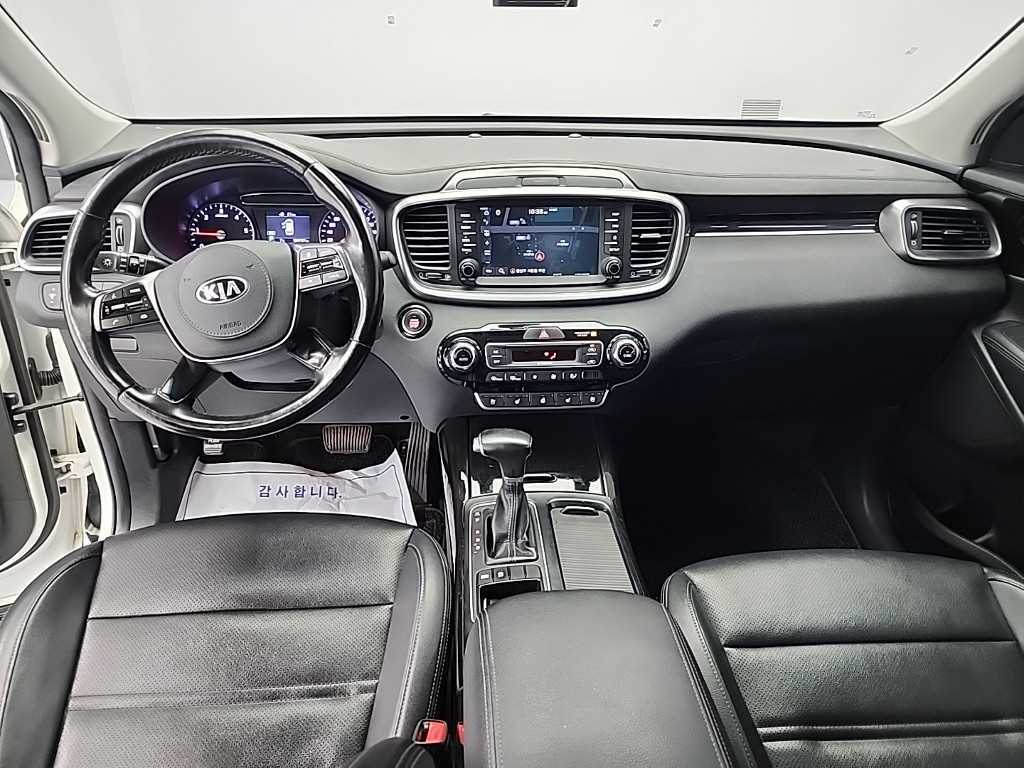 KIA Sorento - Vista 7