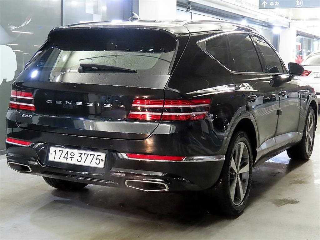 Genesis GV80 - Vista 4