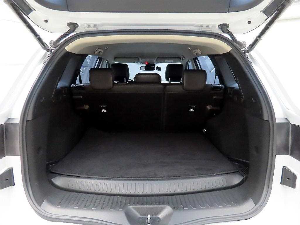 SAMSUNG QM6 2020 Blanco - Importación desde Corea - HF Imports Iquique - Foto 18