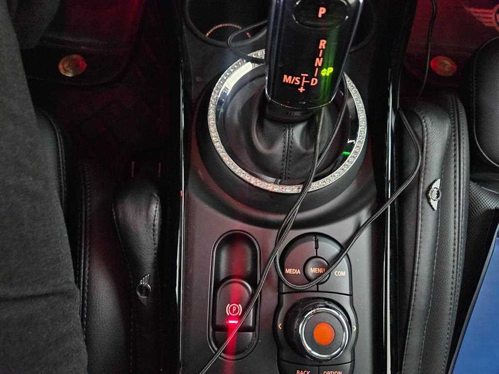 Mini Clubman 2022 Blanco - Importación desde Corea - HF Imports Iquique - Foto 16