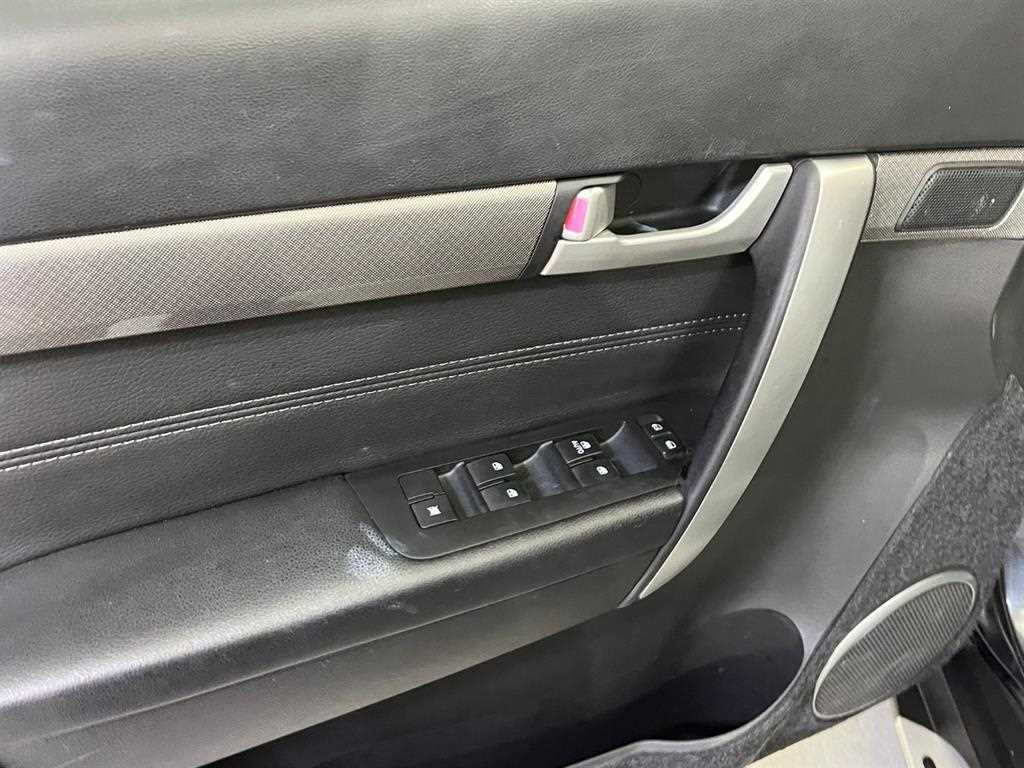 Chevrolet Captiva 2016 Gris - Importación desde Corea - HF Imports Iquique - Foto 13