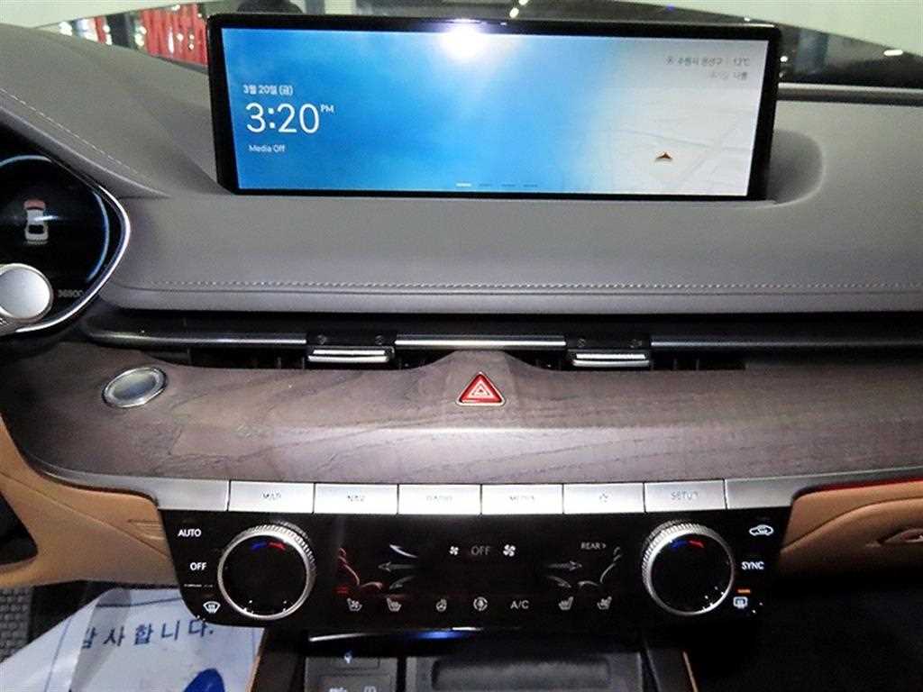 Genesis G80 - Vista 11