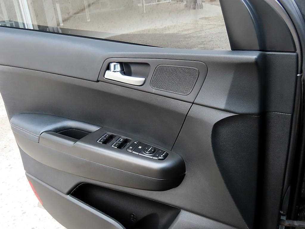 KIA Sportage - Vista 11